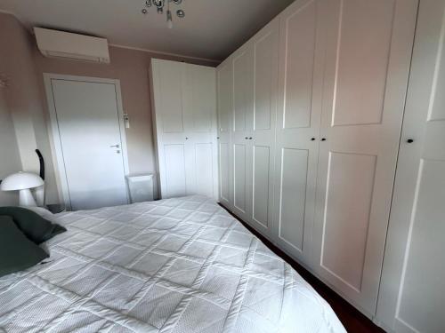 Jason Home con terrazzo e Metro Rogoredo 2 min