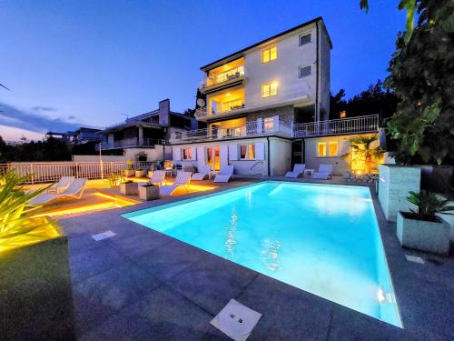 Family-friendly apartments with swimming pool Dramalj, Crikvenica - 27983