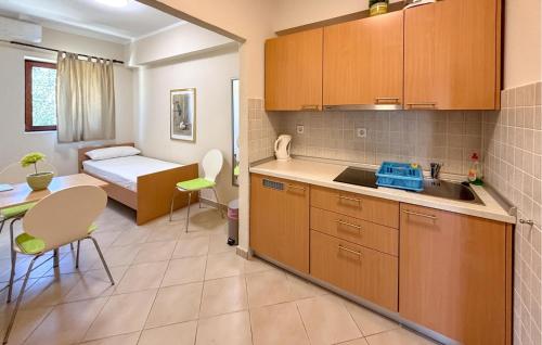 Lovely Apartment In Rab With Wifi