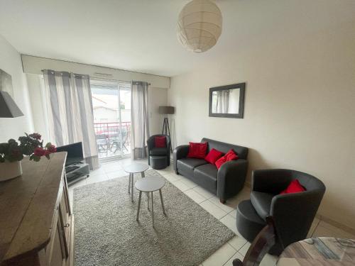 Appartement Charmant avec Garage à 400 m de la Plage