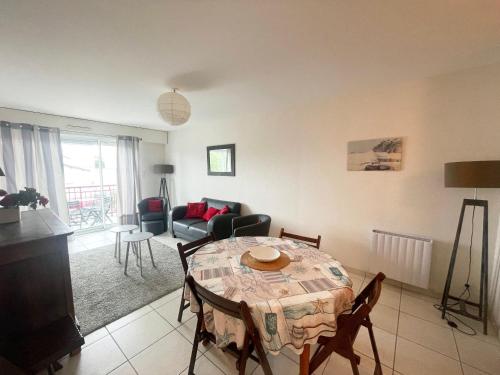 Appartement Charmant avec Garage à 400 m de la Plage