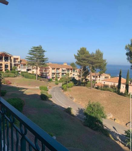 cap esterel village studio