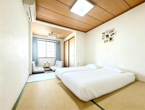 和居弦 4Ldk 可住8人 花园町站步行7分钟 4分钟直达难波 通天阁 日本桥 梅田 关西机场直达