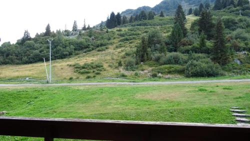 Résidence Le Lac Blanc - Studio 4 personnes à MOTTARET au pied des pistes et des commerces MAE-1985