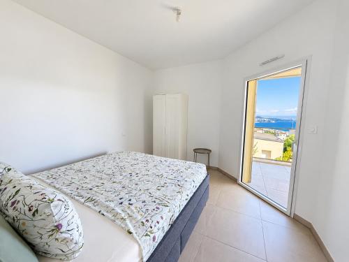 Casa Serena Sea View Terrasse Parking Bleu Pearl