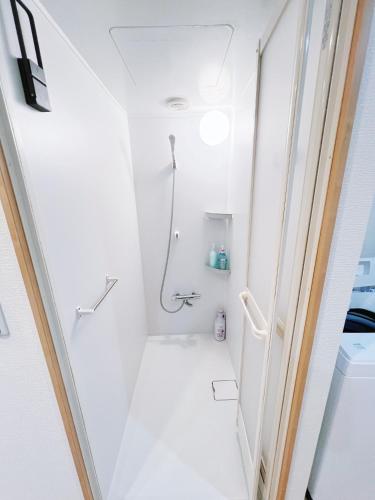 Koiwa 晴の家 301 , 6 minute walk from the subway, served by 2 lines , Convenient access to Akihabara, the airport, Asakusa, and Tokyo Skytree ,up to 4 guests