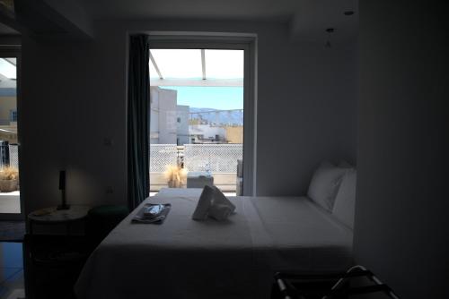 Stylish Loft with Acropolis View & Sunny Terrace