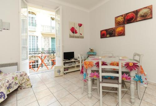 La Romantica Dante Five stars Holiday House