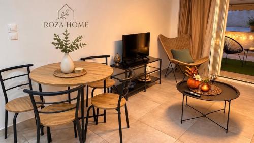 Roza home