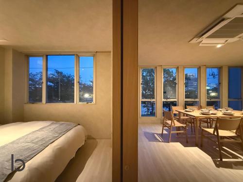 b hotel WAKO Kawamoto BLD