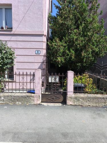 FirstLight Apartment - Free Street Parking - Maksimir, Zagreb