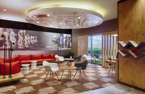 Zona de estar de Ibis Istanbul Zeytinburnu