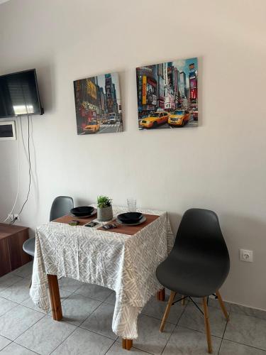 FRANGO QUARTE room