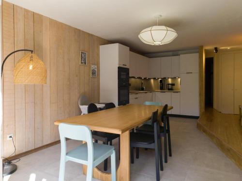 Résidence Le Vaugella - Situé aux Arcs 1800, au sein de la résidence Le Vaugella avec ascenseur, ce spacieux appartement traversant de 74 m² accueille j MAE-8123