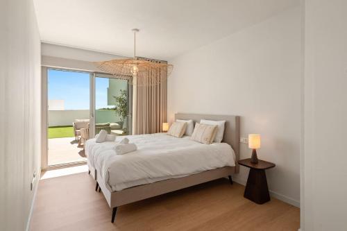 ISEA Estepona 3BR Apt. with Pool, Gym and Near Beach