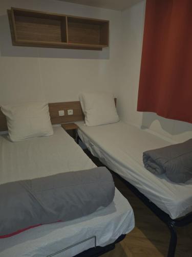 Mobil-home 3 chambres 8 personnes