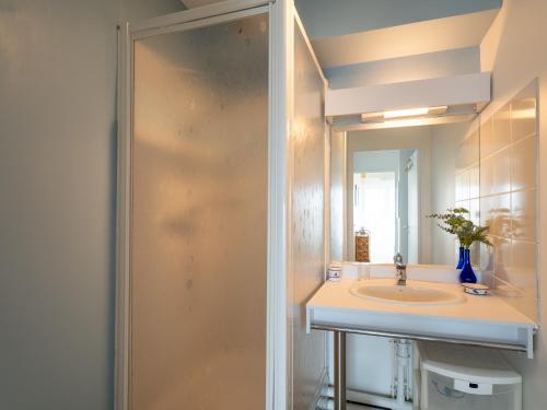 Appartement T2 calme avec terrasse, parking privé, proche commerces et plages - Arcachon