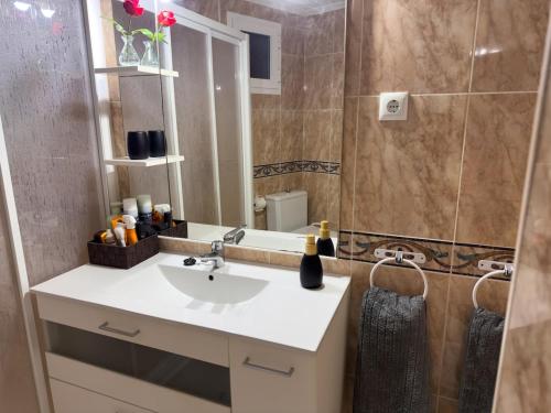 Spacious and comfortable with balcony in Valencia