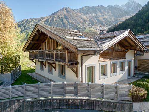 Superbe chalet 4 étoiles 8 pers, proche pistes, Wi-Fi, parking