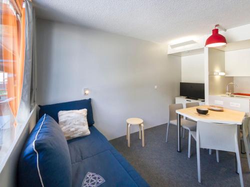 Studio rénové ski aux pieds, balcon, WiFi