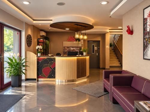 Arion Airport Hotel