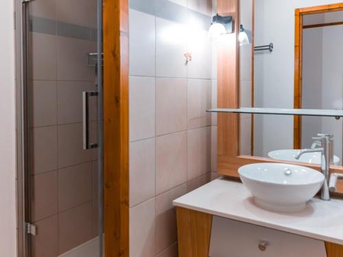 Appartement 3 pièces avec balcon, WIFI, parking et accès piscine, Les Arcs 1800 - FR-1-411-850