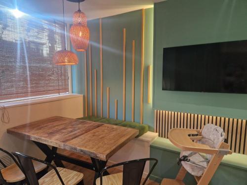 PASTORELLI DROITE - Appartement central Nice 6P