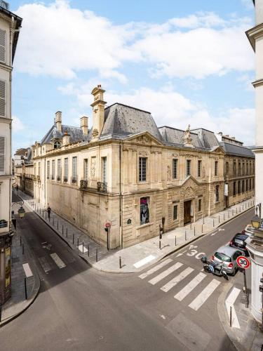 Le Marais studio Sevigné