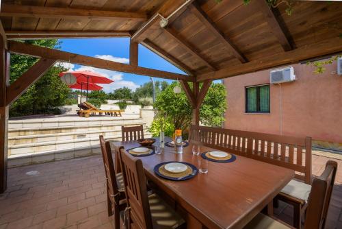 Eco friendly holiday home with pool in Pula