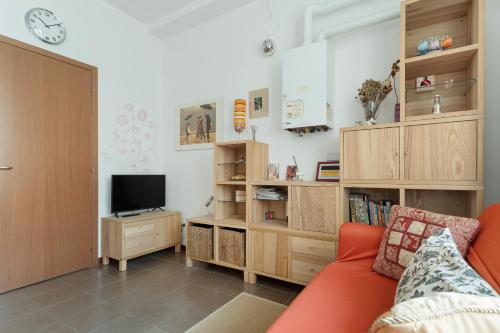 GuestHost - Cozy Apartment in Milan
