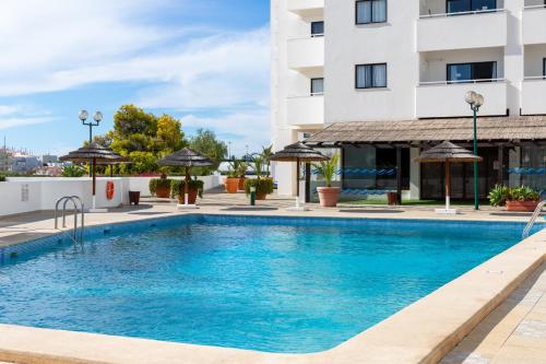 #425 Cozy Getaway in Albufeira W Shared Pools