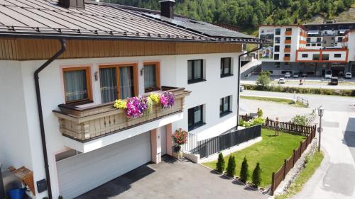 Haus Sandra