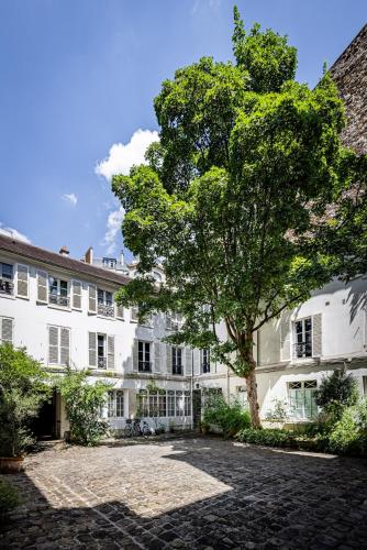 Apartment #2 Bedrooms #Place des Vosges #Paris03