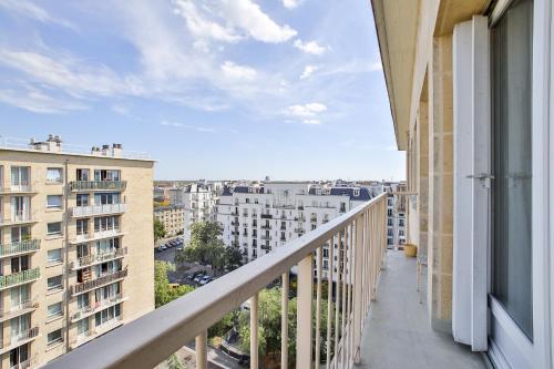 Apartment in the sky of Paris