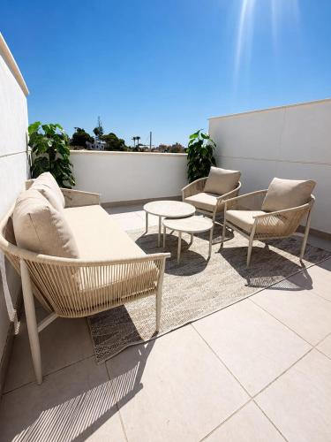 Celere Sea View Pool Gym Parking