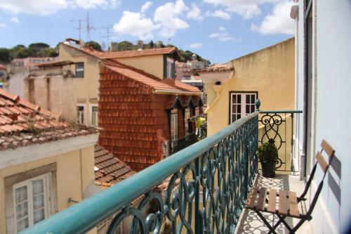 
A balcony or terrace at Mouraria Apartments
