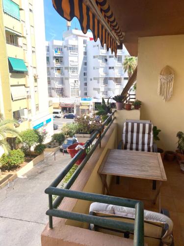 Amplia habitación privada en el centro de Torremolinos