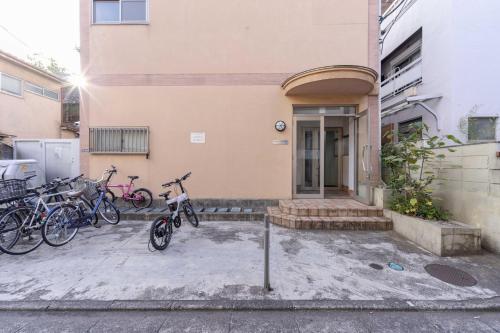 SALE 新大久保徒歩3分 和モダン空間で癒しの宿 新宿 原宿すぐ マンスリーマンション Wi-Fi完備