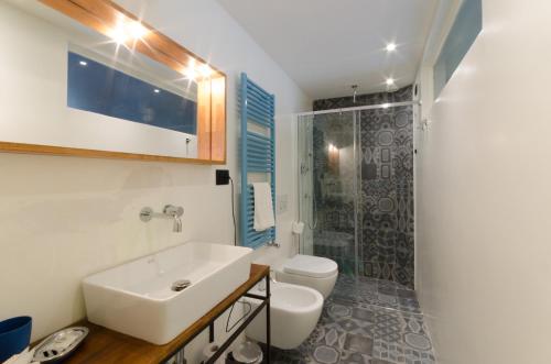 Ett badrum på Suite 269