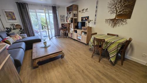 Appartement Cartoucherie lumineux, terrasse et jardin