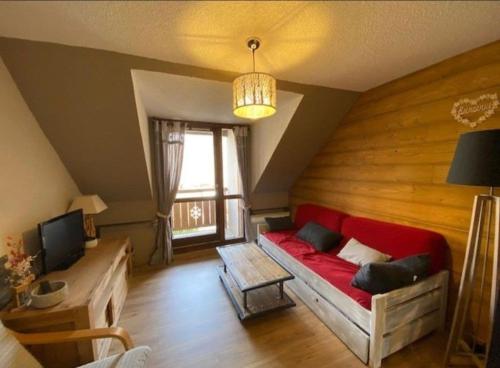 Beautiful 42m2 appartement, quiet, free covered parking