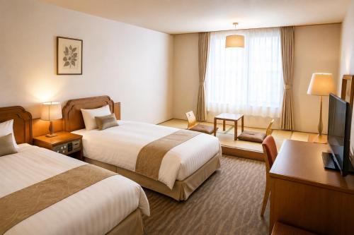 Motosu Phoenix Hotel- Free Shuttle from Kawaguchiko