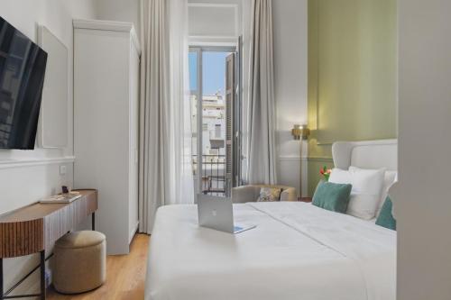 Hospi Living Empire Suites