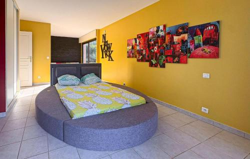 Nice Home In Saint Raphael With Private Swimming Pool, Can Be Inside Or Outside