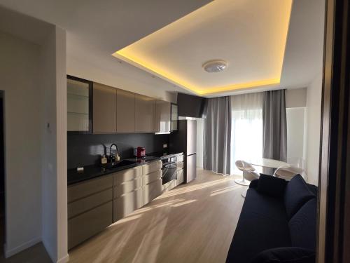 Azur Stay
