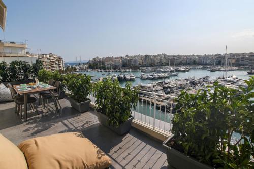Aeolian Sea Residence