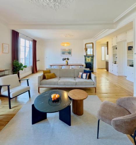 Spacious Apartment Louvre AC 3 Bedrooms