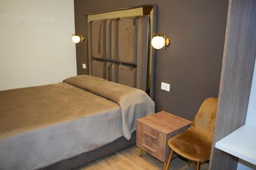 Rachel Rooms
