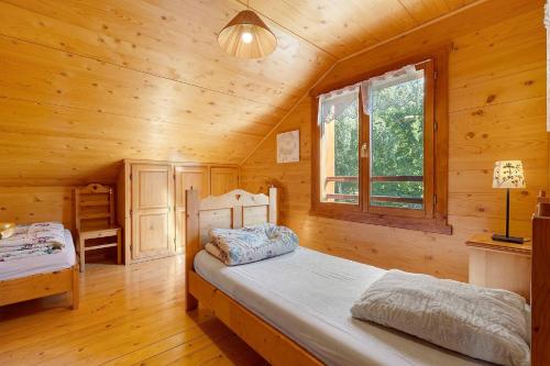 Deux grands chalets communicants