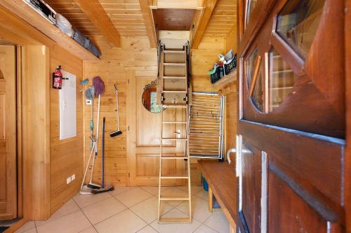 Deux grands chalets communicants